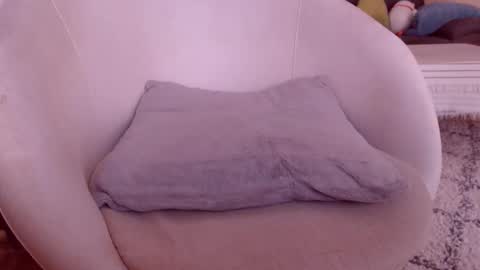 Snapshot of crazydollelf chatting on October 2025 01:22:01 PM Camille online show from October 2025 01:22:01 PM