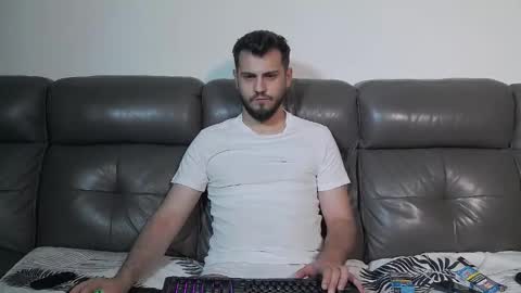 Crazy online show from May 2026 09:01:02 PM