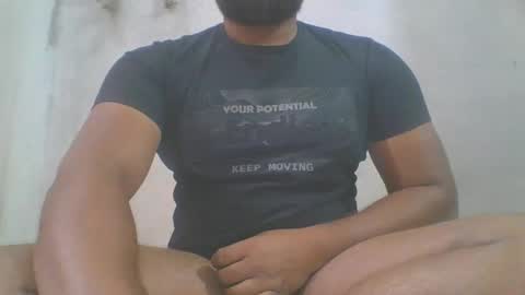 crazzy_booy online show from December 2025 03:59:02 AM