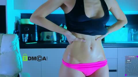 crazzy cherry online show from May 2026 10:20:01 AM