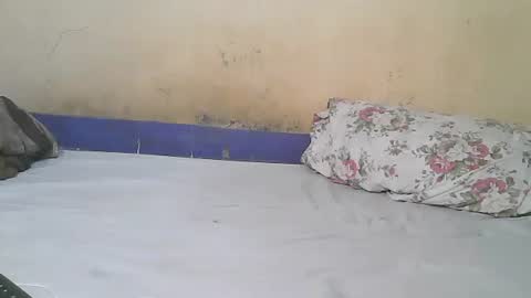 Snapshot of crazzyfucck chatting on October 2025 06:52:02 PM Samuel online show from October 2025 06:52:02 PM