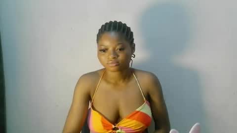 Snapshot of creamy_babyx chatting on May 2026 11:48:01 AM Creamy babyx online show from May 2026 11:48:01 AM
