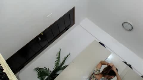 Snapshot of creamy_delilah chatting on November 2025 04:18:02 PM Delilah online show from November 2025 04:18:02 PM