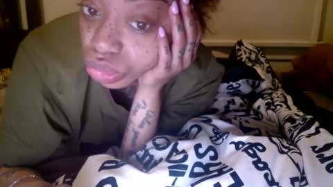 Snapshot of creamyexotica chatting on February 2025 10:29:02 AM CreamyExotica online show from February 2025 10:29:02 AM