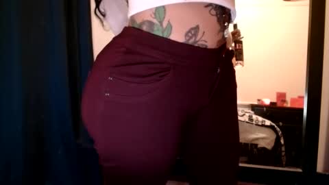 Snapshot of creamyexotica chatting on March 2025 02:56:02 PM CreamyExotica online show from March 2025 02:56:02 PM