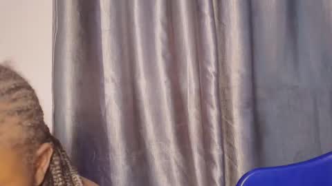 creamyposh1 online show from October 2025 09:59:01 PM