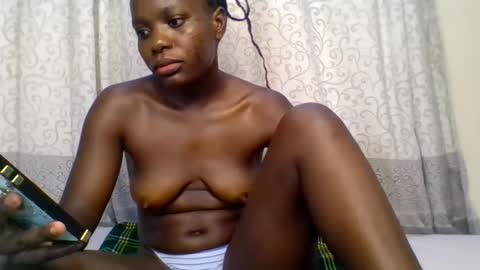 Snapshot of creamypussy15 chatting on October 2025 09:56:02 AM MARY online show from October 2025 09:56:02 AM