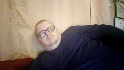 Snapshot of creeeping_death chatting on January 2026 08:45:01 PM The hopeless romantic online show from January 2026 08:45:01 PM