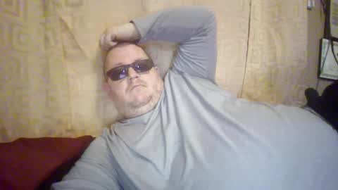 Snapshot of creeeping_death chatting on January 2026 09:06:02 PM The hopeless romantic online show from January 2026 09:06:02 PM