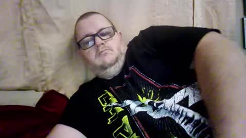 Snapshot of creeeping_death chatting on January 2026 08:25:02 PM The hopeless romantic online show from January 2026 08:25:02 PM