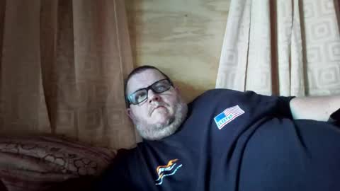 Snapshot of creeeping_death chatting on May 2026 11:56:02 PM The hopeless romantic online show from May 2026 11:56:02 PM