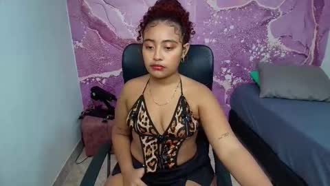 Snapshot of crespa_latin_ chatting on November 2025 09:03:02 PM crespa_latin_ online show from November 2025 09:03:02 PM