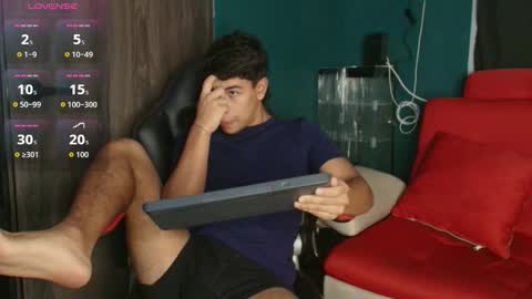 crh58_ online show from November 2025 05:28:02 AM