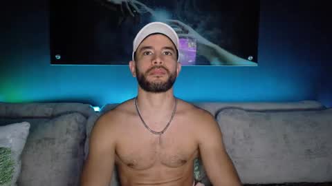 CRHISTIAN online show from February 2026 05:14:01 AM