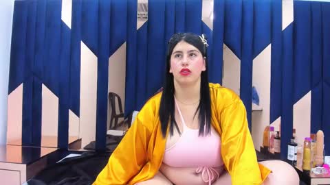 Criistaal   online show from December 2024 07:51:02 AM