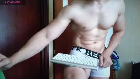 cris2428 online show from October 2025 03:35:01 PM