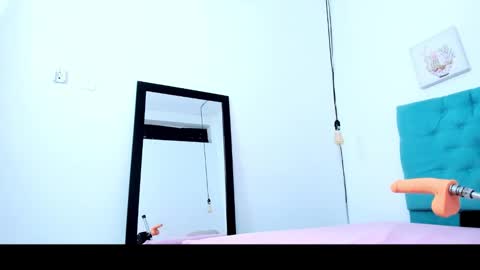 cris_dulce online show from November 2025 04:18:02 PM