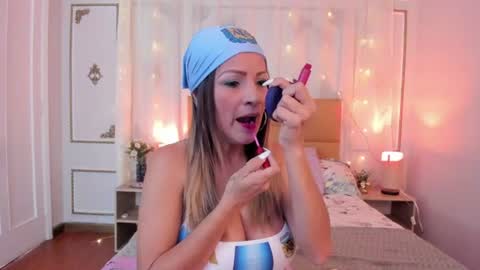 Cris Milk online show from June 2026 07:38:01 PM