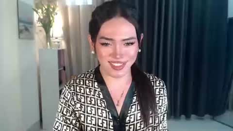 my beautiful cris online show from October 2025 05:48:02 AM