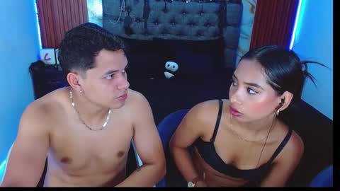 Snapshot of crisandmery chatting on November 2025 04:20:01 PM CRISANDMERY online show from November 2025 04:20:01 PM