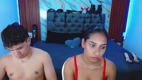 Snapshot of crisandmery chatting on January 2026 05:22:01 AM CRISANDMERY online show from January 2026 05:22:01 AM