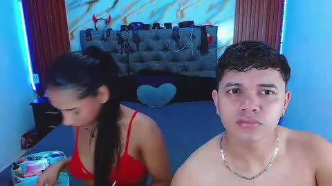 Snapshot of crisandmery chatting on February 2026 04:20:01 AM CRISANDMERY online show from February 2026 04:20:01 AM