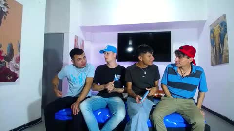 Snapshot of crismens chatting on September 2025 05:59:02 PM crismens online show from September 2025 05:59:02 PM