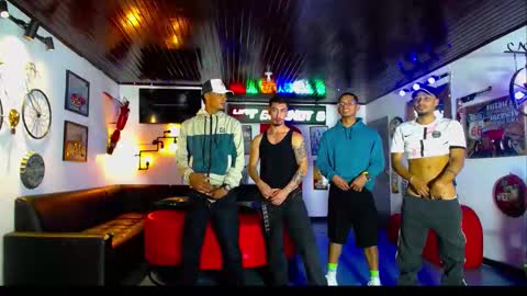 Snapshot of crismens chatting on December 2025 08:14:01 PM crismens online show from December 2025 08:14:01 PM