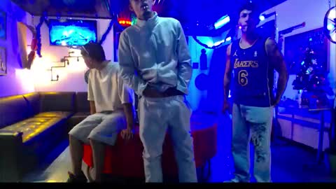 Snapshot of crismens chatting on December 2025 08:02:01 PM crismens online show from December 2025 08:02:01 PM