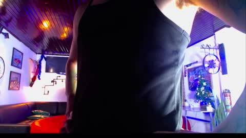 Snapshot of crismens chatting on December 2025 08:25:02 PM crismens online show from December 2025 08:25:02 PM