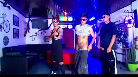 Snapshot of crismens chatting on December 2025 08:26:02 PM crismens online show from December 2025 08:26:02 PM