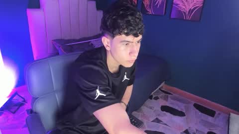 Snapshot of criss_adams chatting on February 2026 12:14:01 PM Cris online show from February 2026 12:14:01 PM