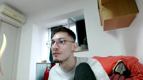 Snapshot of cristaelio chatting on February 2026 03:02:01 PM Crista-Elio online show from February 2026 03:02:01 PM