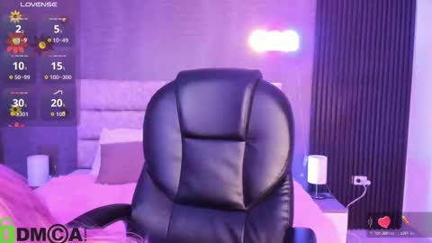 cristal__adams online show from November 2025 12:17:01 PM