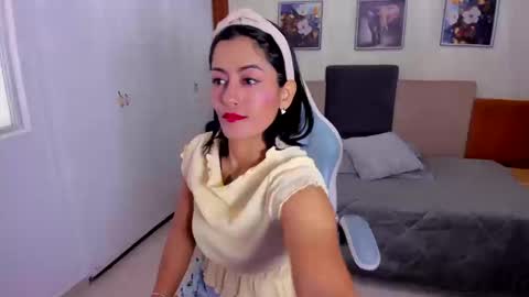 Cristal online show from January 2026 05:07:02 PM