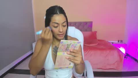 Cristal online show from February 2026 10:24:01 AM