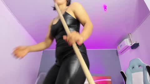 Cristal online show from April 2026 12:29:02 PM