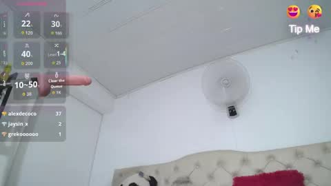 Milena online show from May 2026 01:56:01 AM