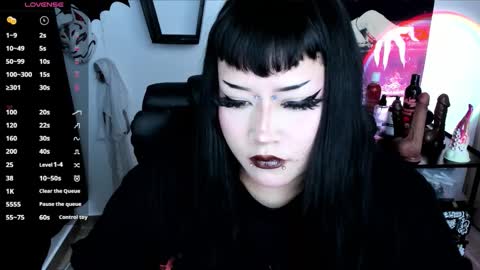 Cris online show from September 2025 08:09:01 PM