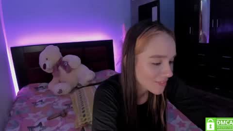 cristal_t2 online show from April 2026 03:38:01 PM