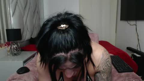 Snapshot of cristalbeautiful1 chatting on November 2025 04:55:01 AM Natalie online show from November 2025 04:55:01 AM