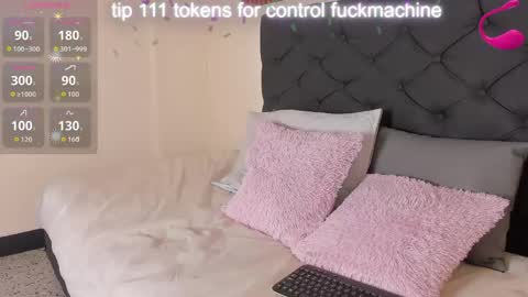 cristale69 online show from April 2026 06:31:01 PM