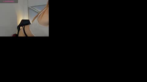 cristalevans_vc online show from October 2025 04:08:02 PM