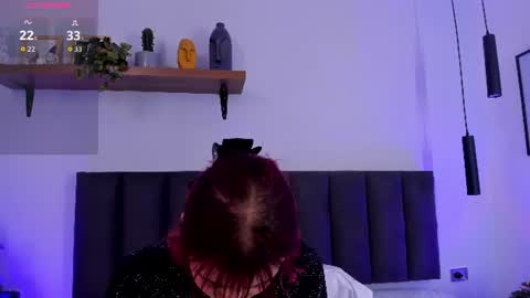 cristalfoxy_ online show from June 2026 08:53:02 PM