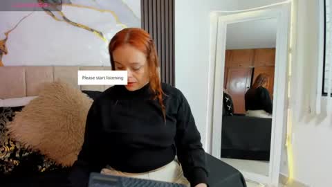 Snapshot of cristalwalker__ chatting on June 2026 11:12:02 AM cristal walker online show from June 2026 11:12:02 AM