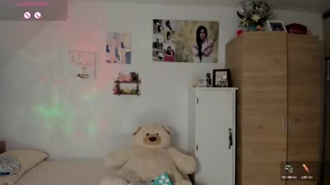 veronika online show from July 2026 03:53:01 AM