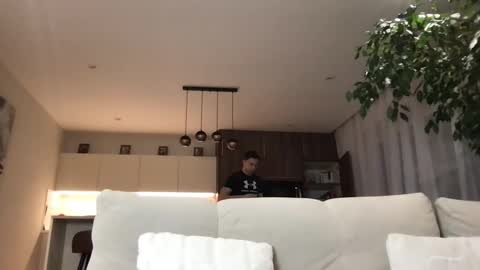 Snapshot of cristianovilla chatting on January 2025 05:39:01 PM CristianoHailey online show from January 2025 05:39:01 PM