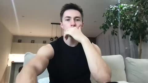 Snapshot of cristianovilla chatting on February 2025 08:03:01 PM CristianoHailey online show from February 2025 08:03:01 PM