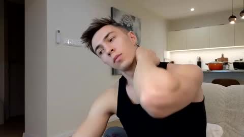 Snapshot of cristianovilla chatting on February 2025 08:50:02 PM CristianoHailey online show from February 2025 08:50:02 PM