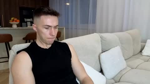 Snapshot of cristianovilla chatting on March 2025 04:55:02 PM CristianoHailey online show from March 2025 04:55:02 PM